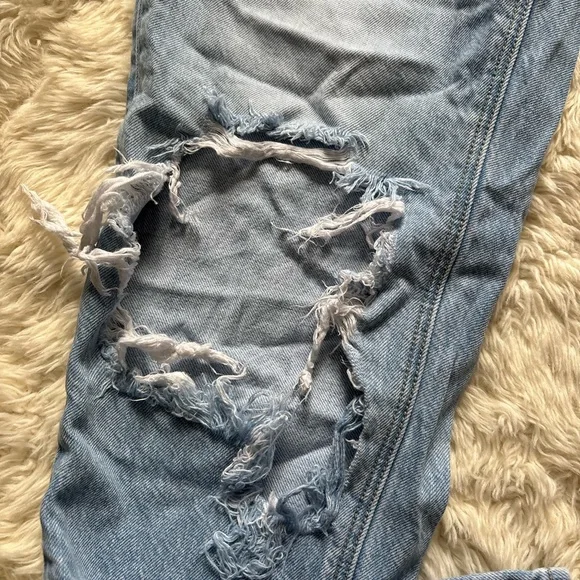 American Eagle Outfitters Light Blue Mom Jeans - Picture 8 of 14